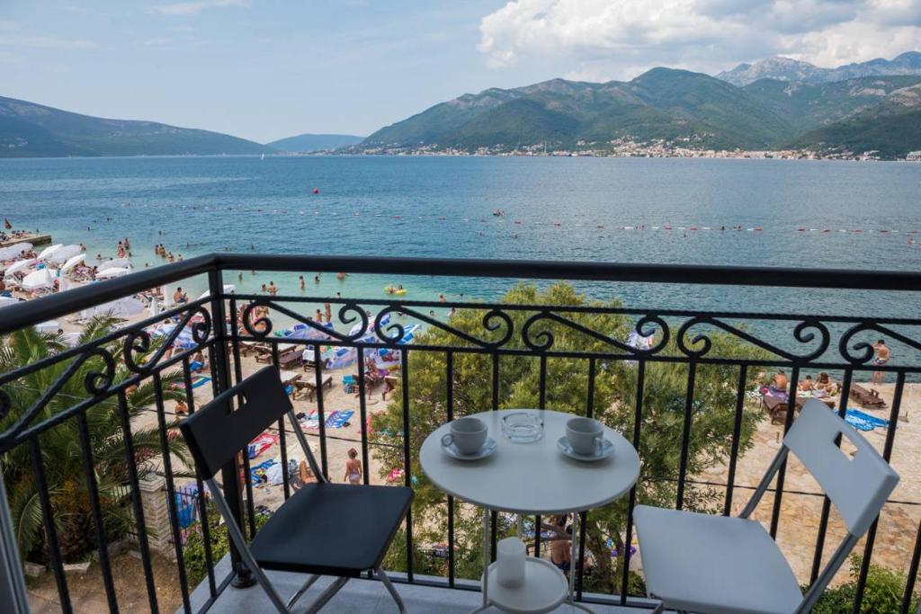 " Tiamat " apartmani