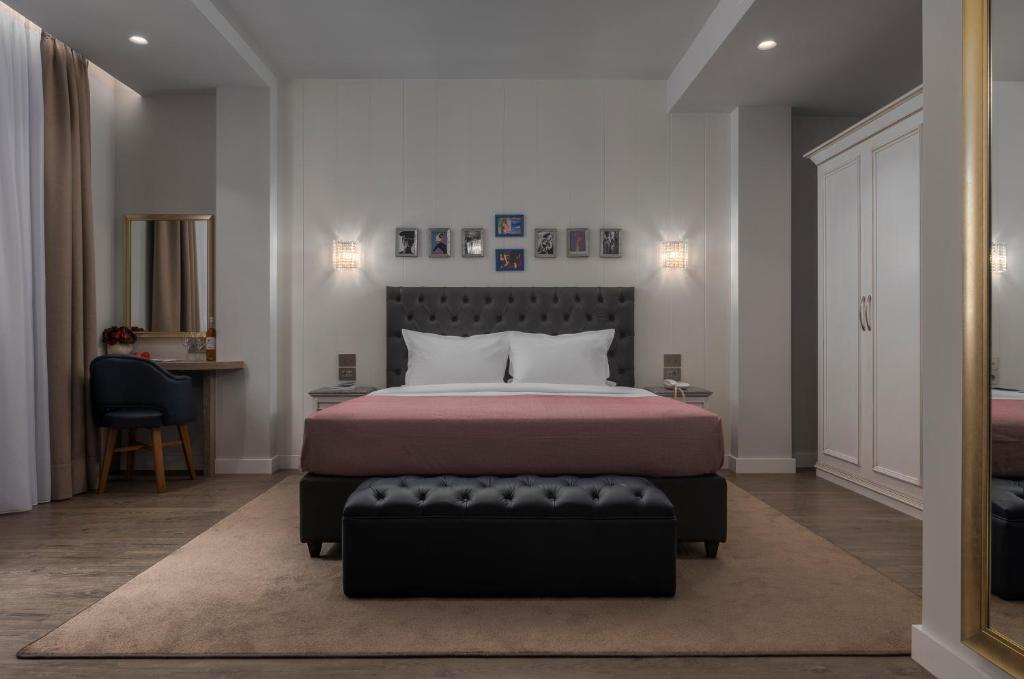 No 39 Svolou Suites