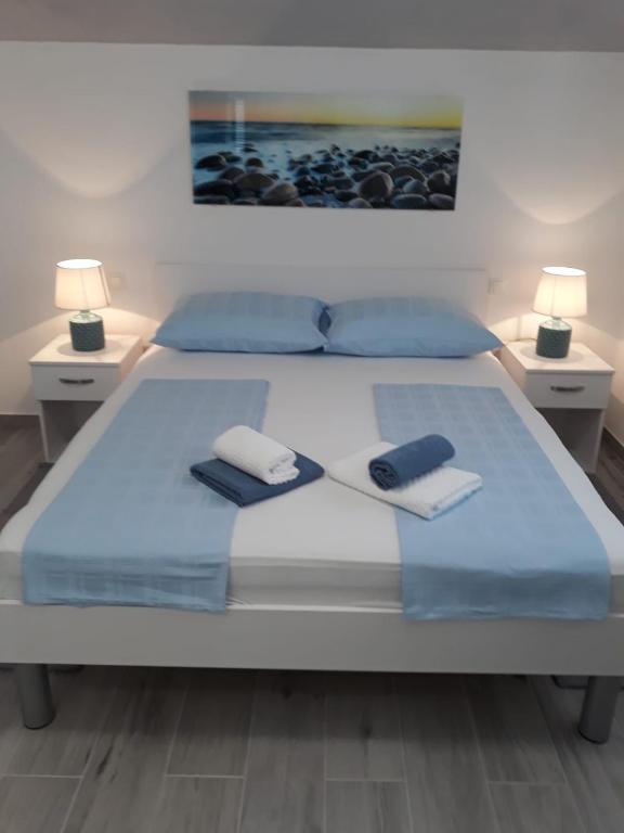 Rooms Anna