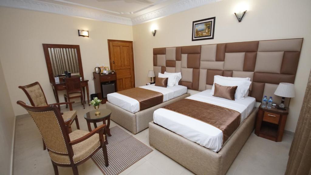 World Inn Karachi