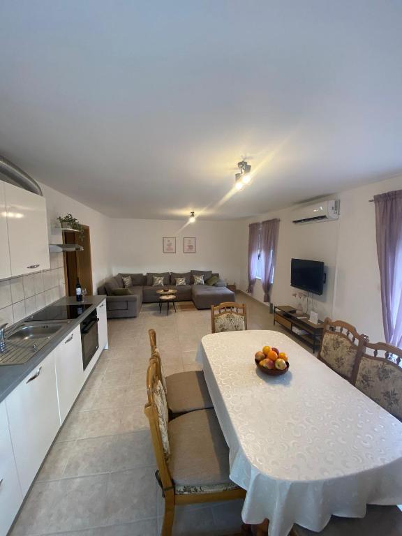 Apartman Lara