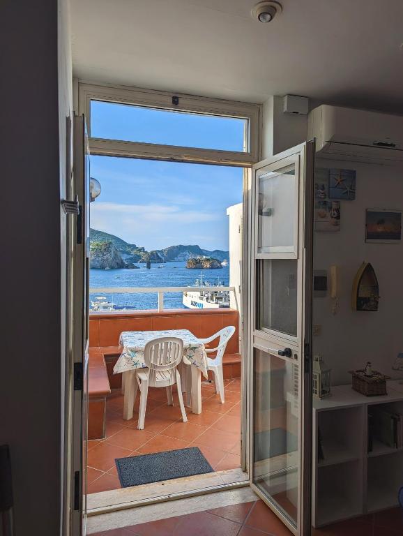 Ponza Holiday Homes - Porto