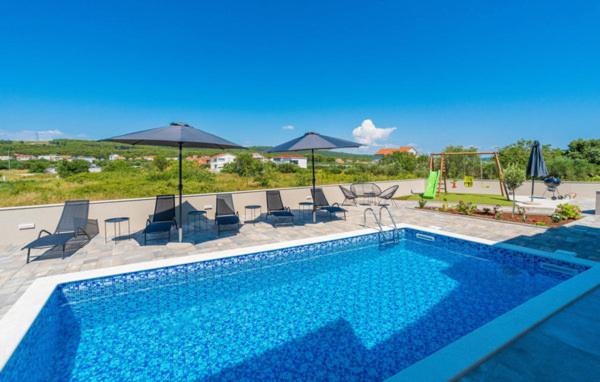 Villa Strkalj Bibinje