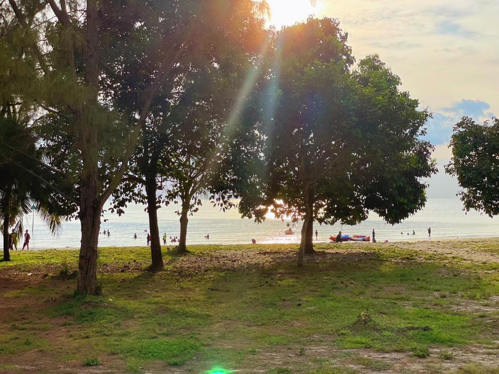 Sunset view,Ground Floor to BEACH, 1-5pax