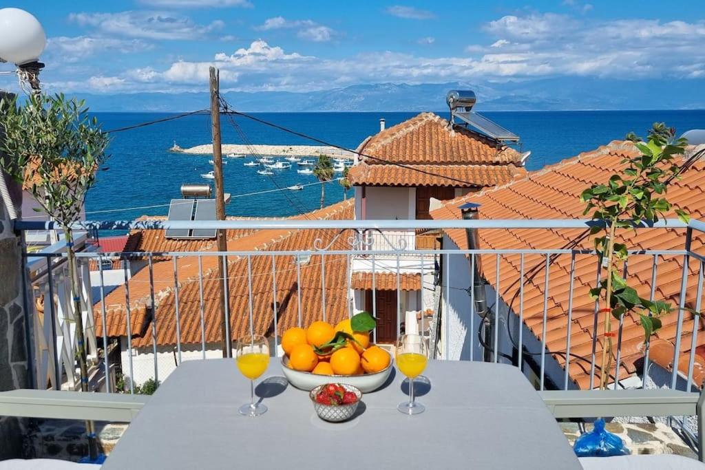 Charites: Terrace with Seaview - 100m to the beach