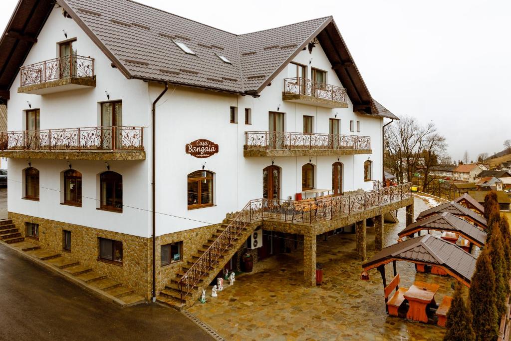 Casa Bangălă 2