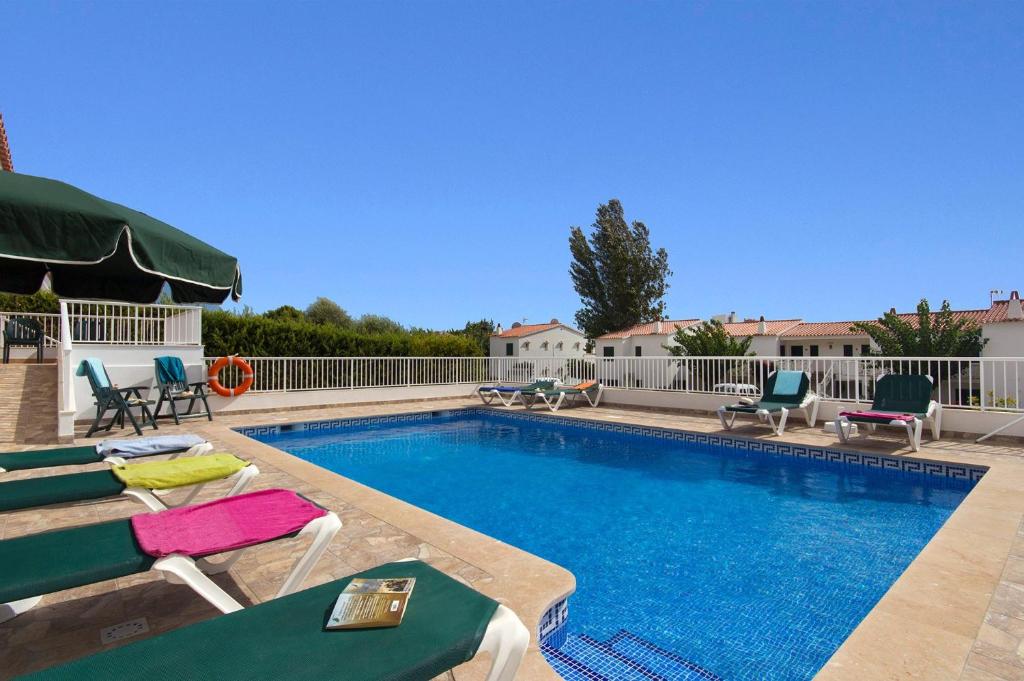 Villa Santo Tomas by Villa Plus