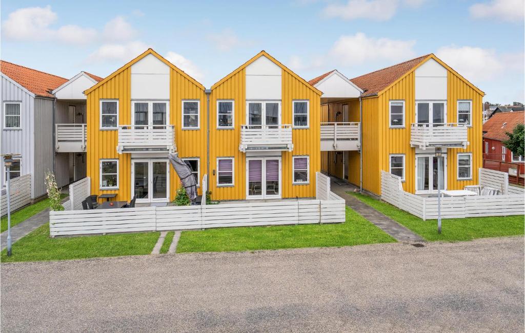 Awesome apartment in Rudkbing with 2 Bedrooms and WiFi