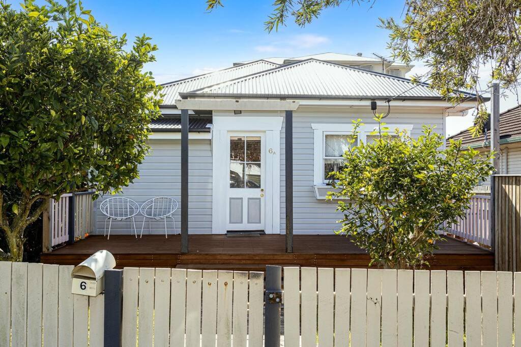 2-bedroom Cottage in Redcliffe - 6A