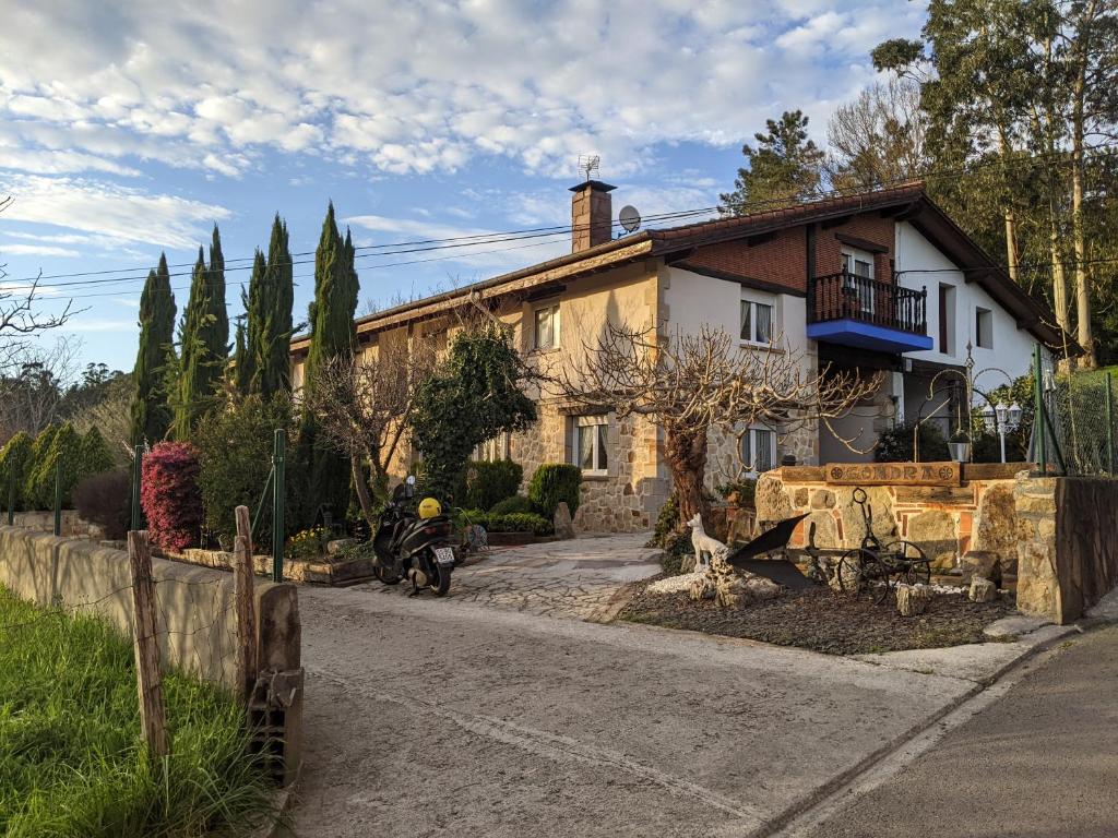 Casa Rural Bilbao Caserio Gondra