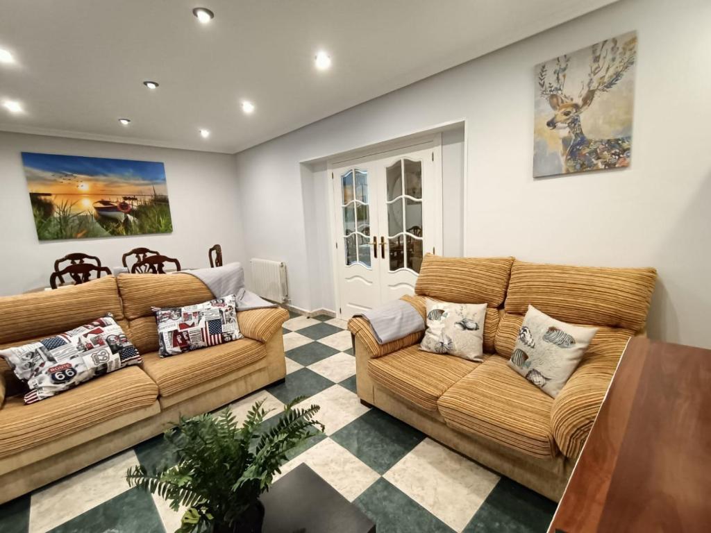 Luxury Family Homes K