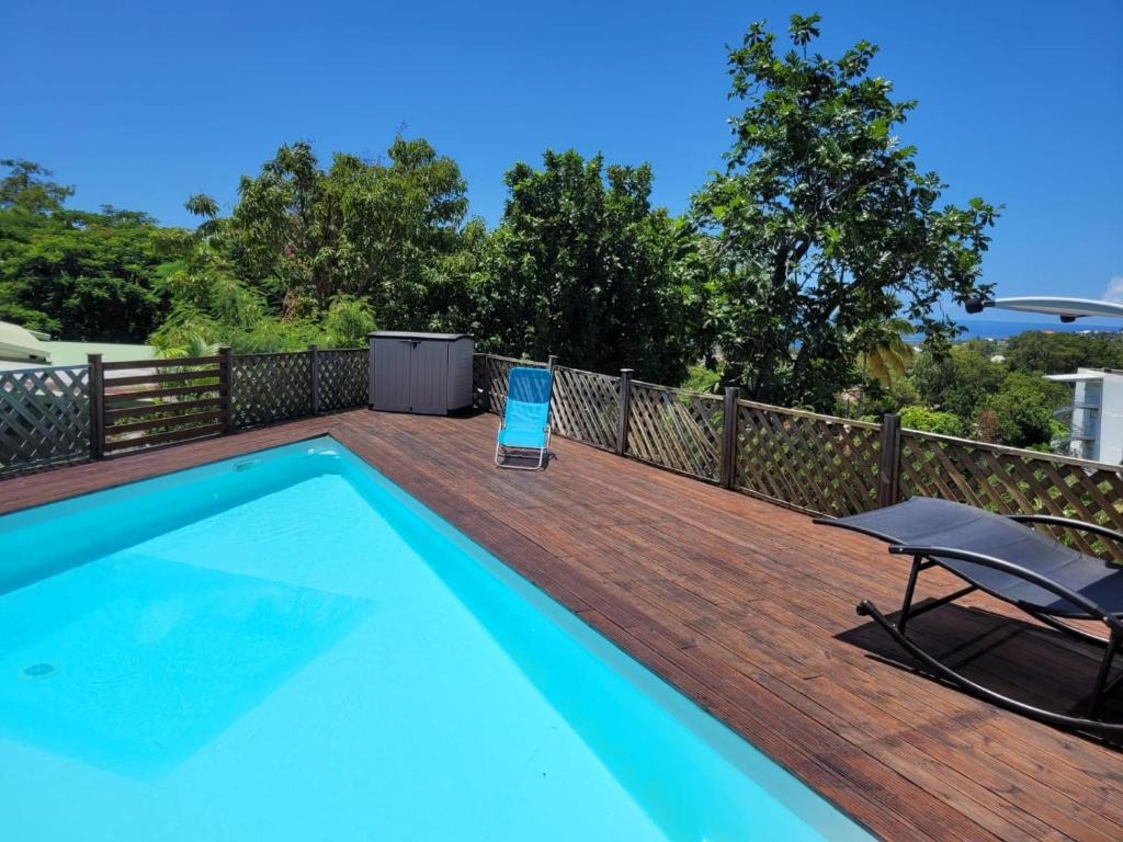 logement accès piscine