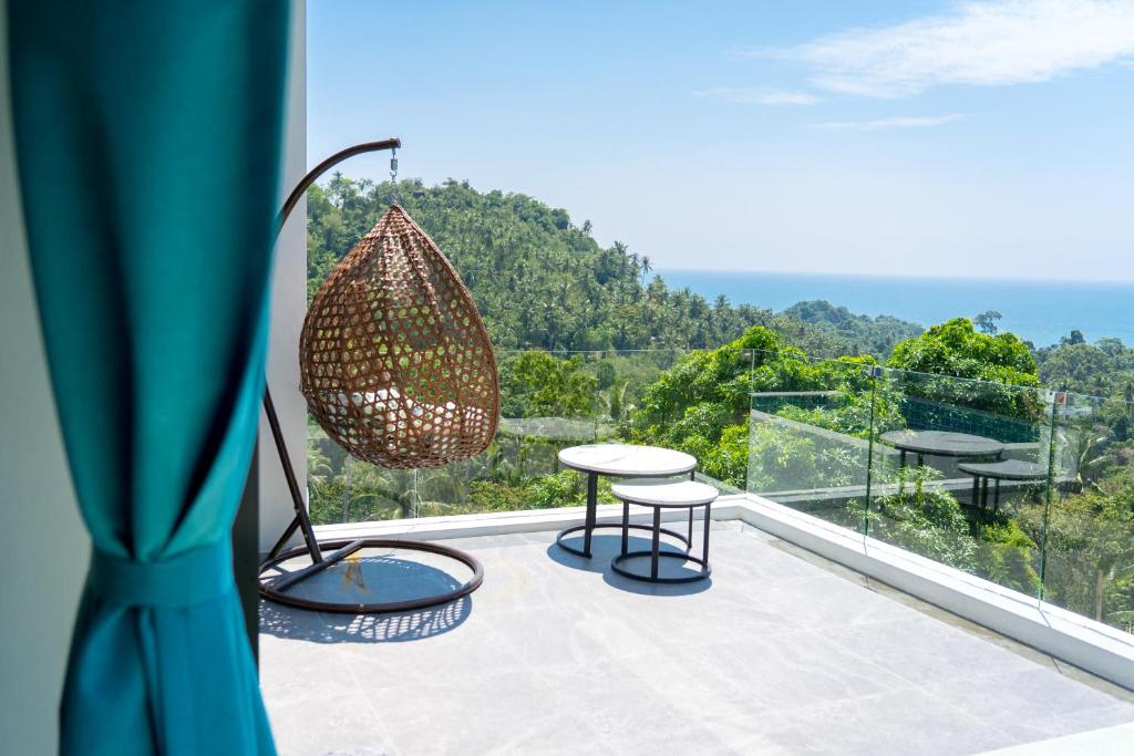 Sweet Home Sea view Pool apartment - 5 Mins from beach