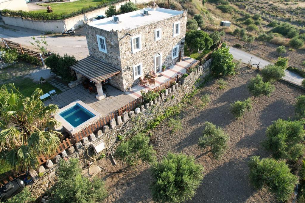 Traditional Kos villa with swimming pool, lawn yard and bbq