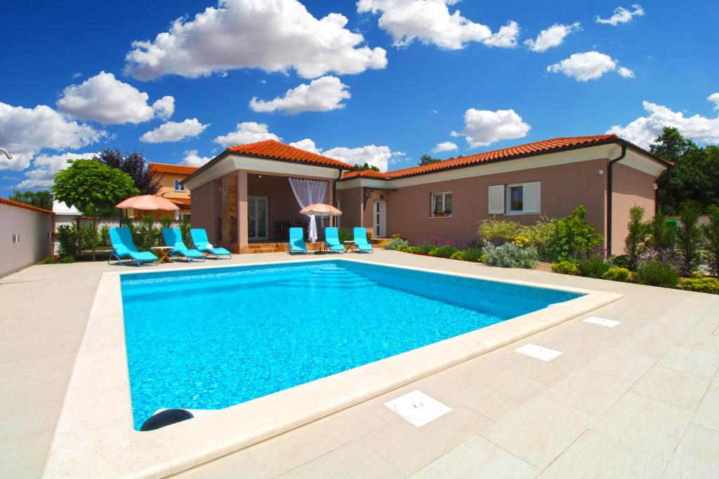 Villa Olgica 2269