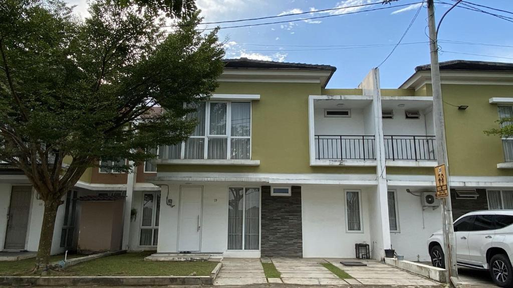 Springhill Residence near airport 4BR