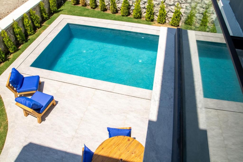Lovely Villa with Private Pool in Alacati Cesme