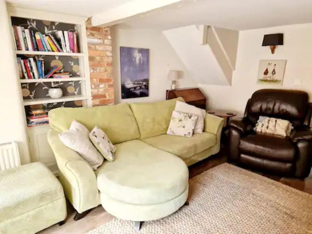 Jackdaw Cottage-Beautiful Cottage, Town Centre