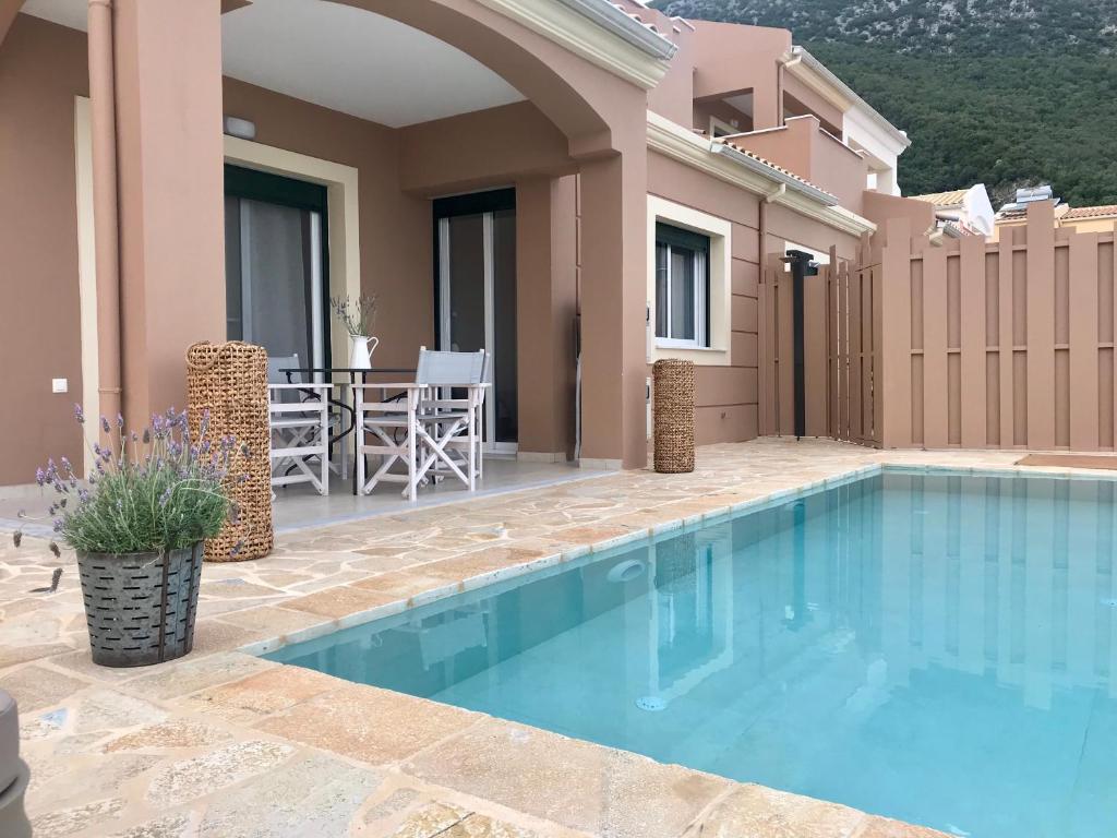 Villa Renata Gold