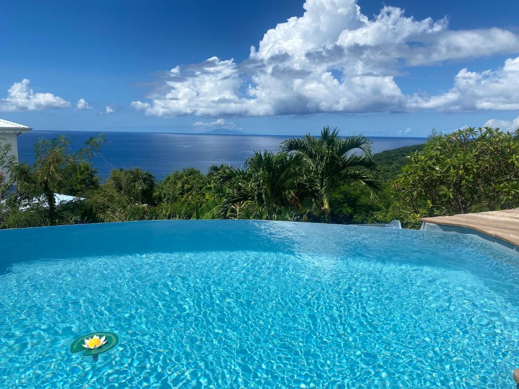Villa Yékrik-Yékrak - vue exceptionnelle sur la mer des Caraïbes