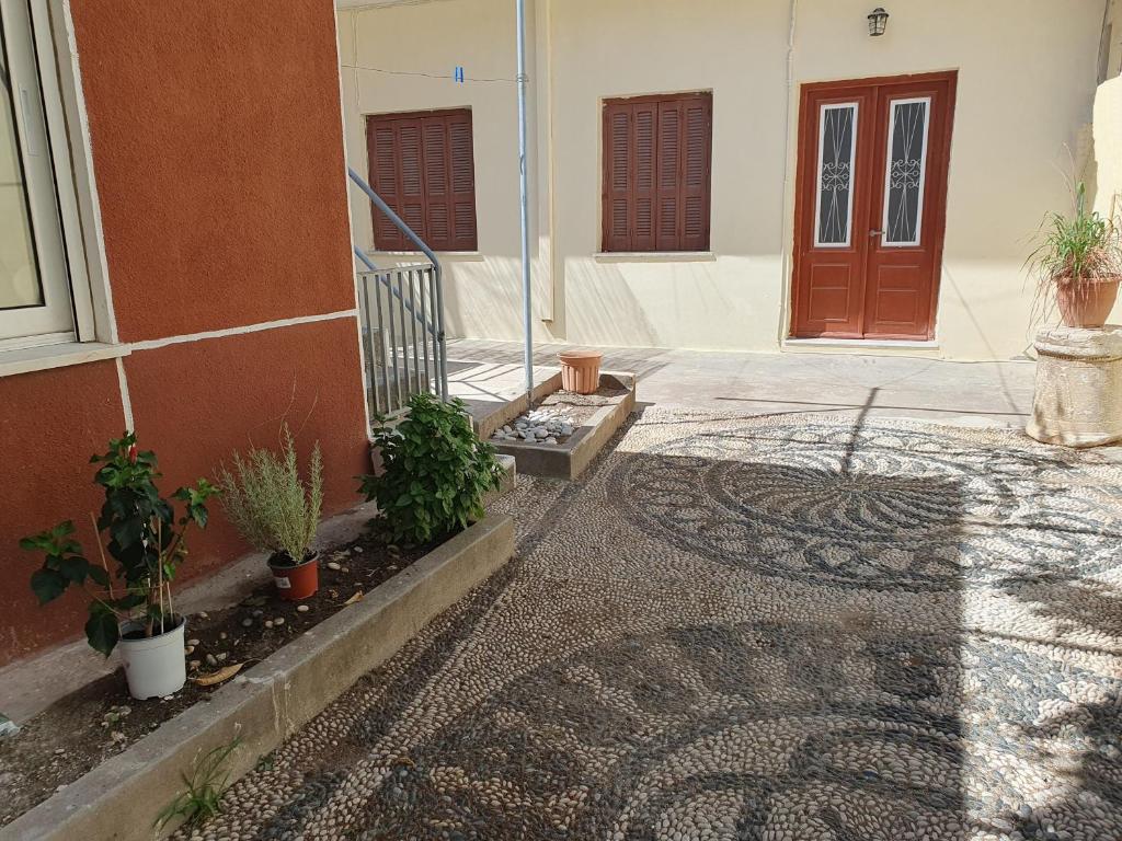Yiannis Sokaki House
