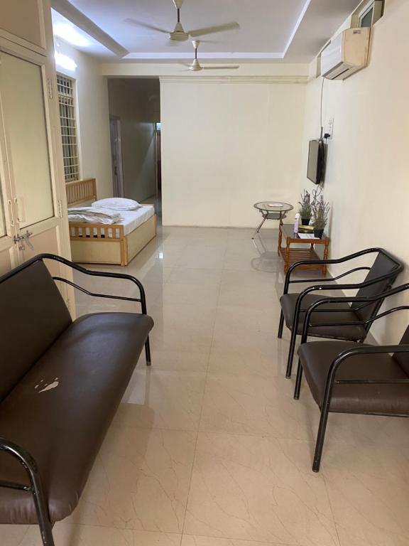 Simhagiri Holiday Inn