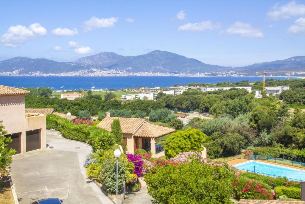Maison vue mer à Porticcio