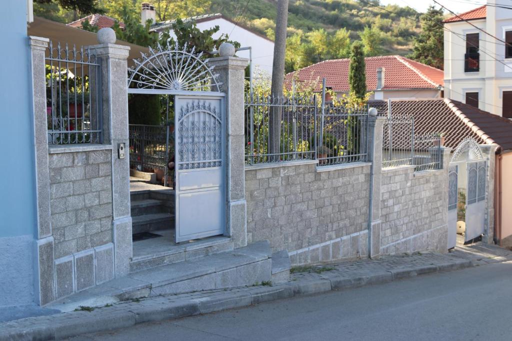 Vila Tradicionale Violeta Korce