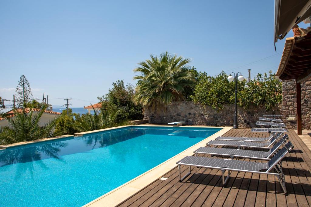 Green Villa Aegina