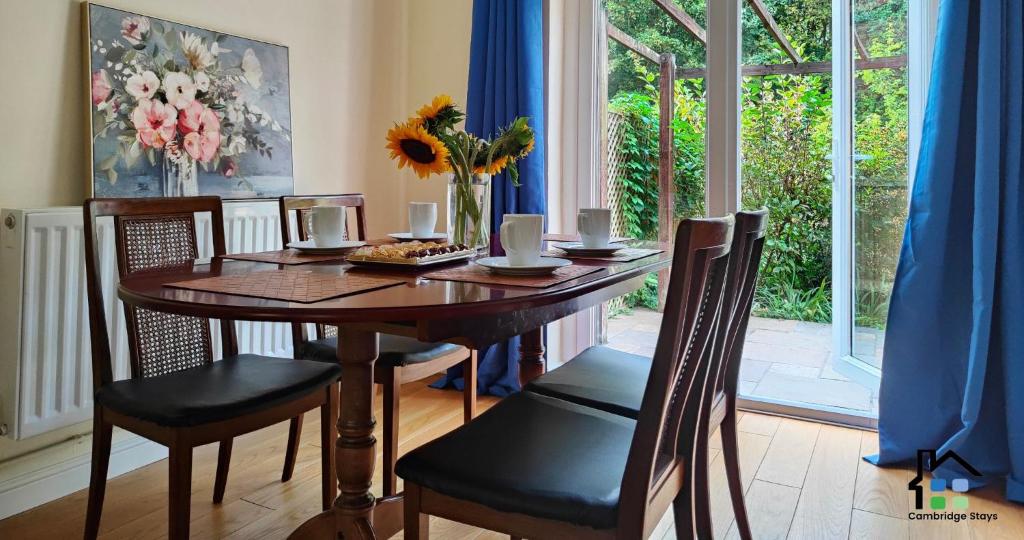 Cambridge Stays 3BR House-Garden-Lots of Parking-15 min to City Center- Close to Cambridge Science park