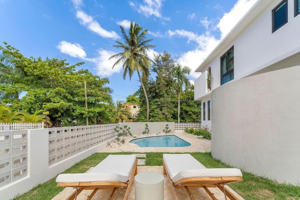 Casa Loba Luxe Apartment with pool and ocean views
