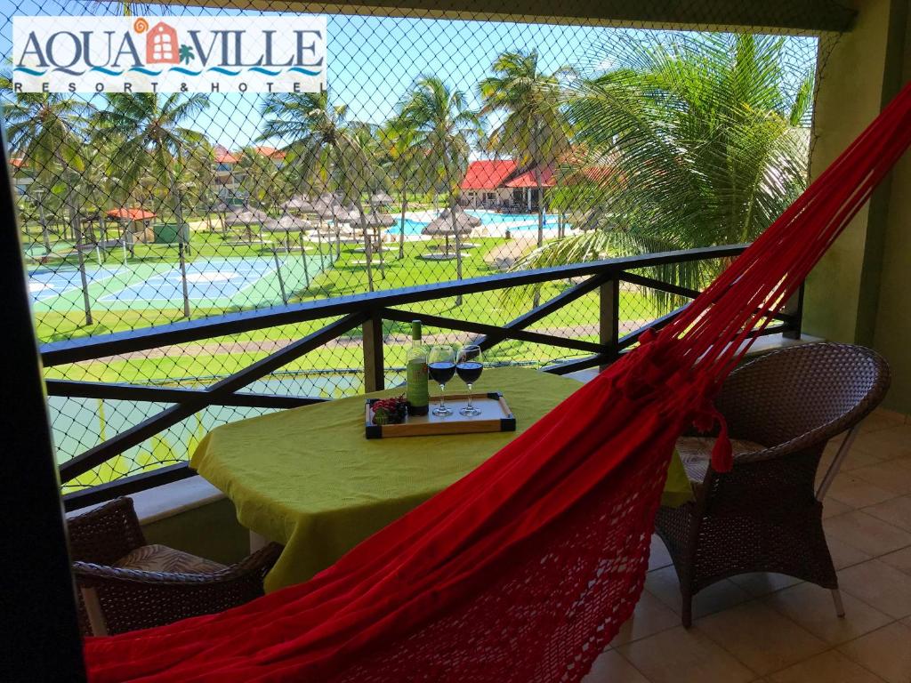 Aquaville, pé-na-areia, lazer completíssimo, com restaurantes, 900m do Beach Park