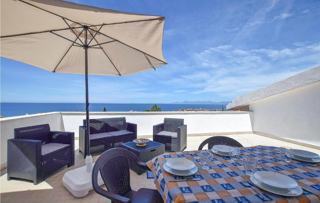 Stunning Home In Maria Di Castellabate With 2 Bedrooms And Wifi