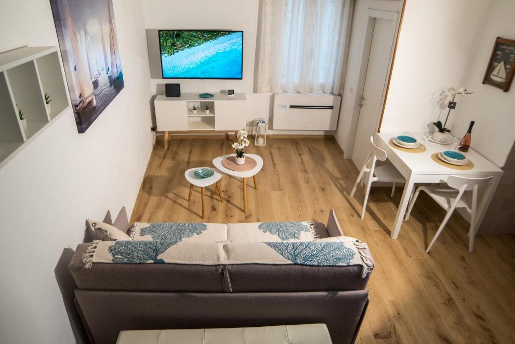 Meraki House