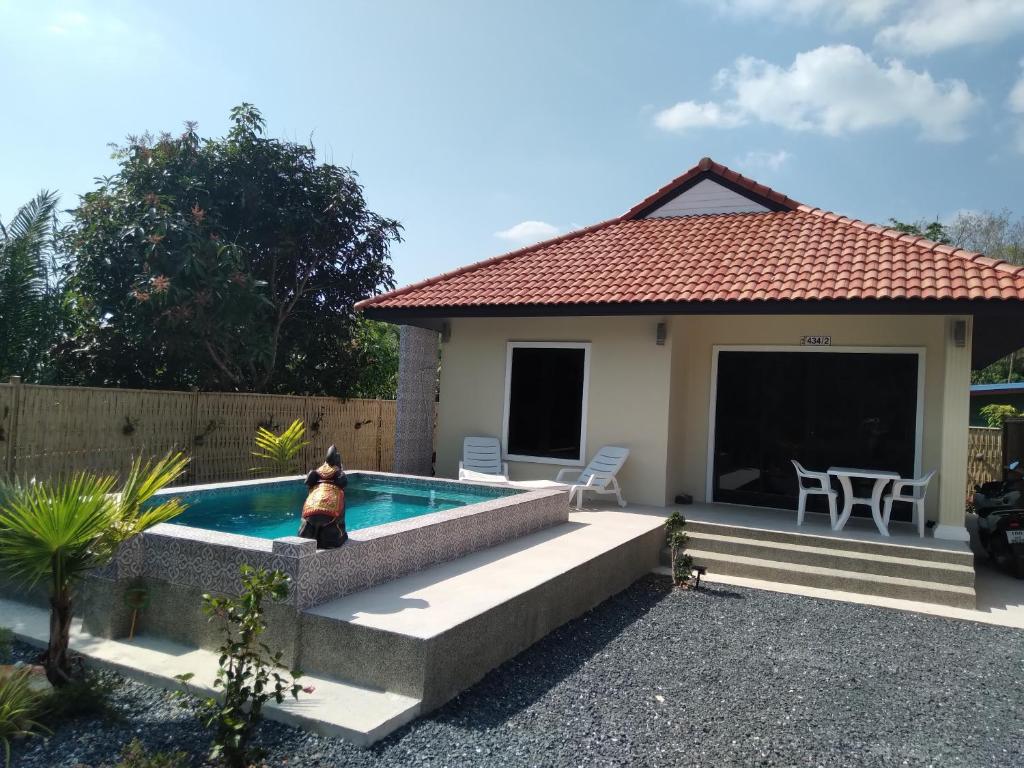 Villa MILTONIA