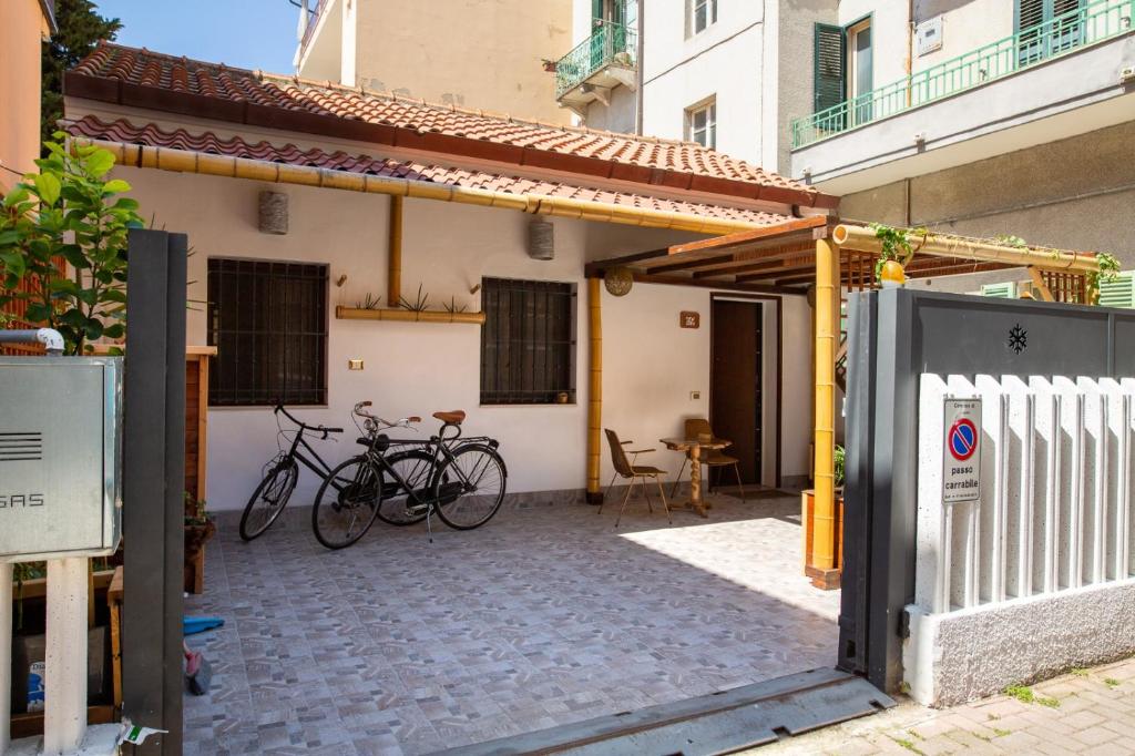 Villetta vicino al mare con posto auto privato