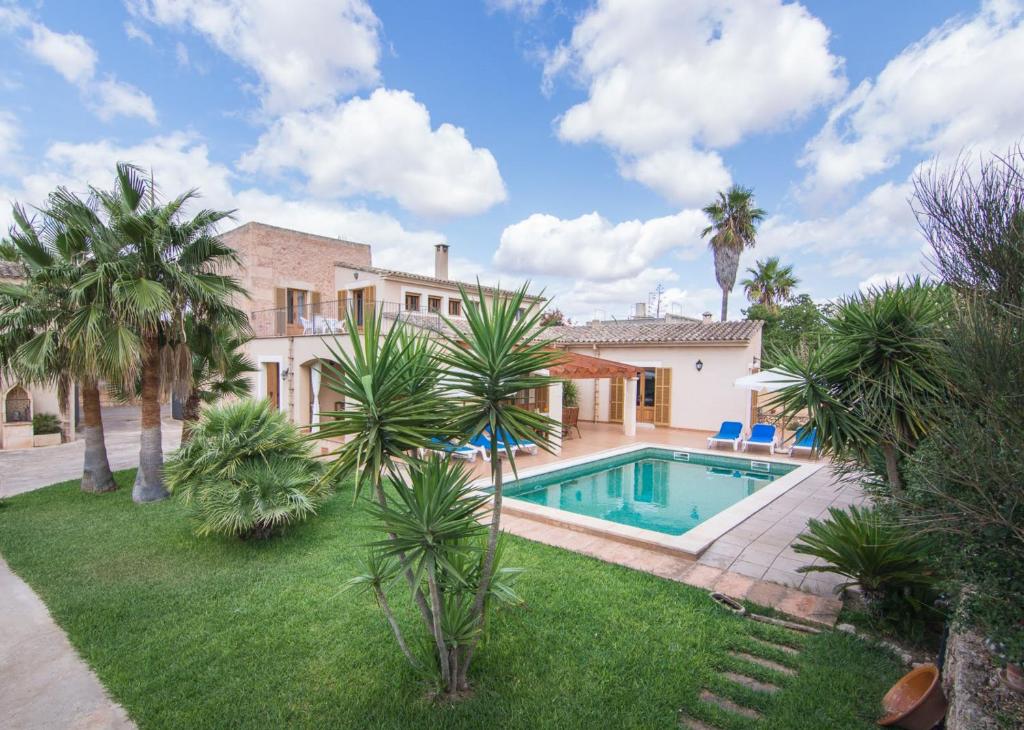 Casa rural, finca rústica con piscina Cas Padrins de Campos, Mallorca