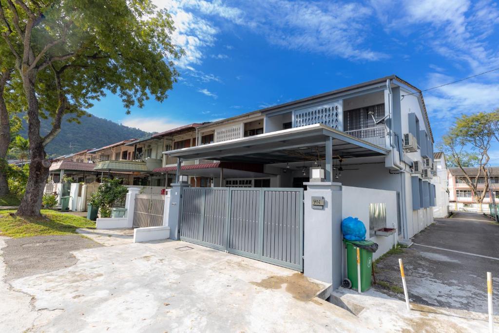 -NEW- 16Px V Kids Pool n KTV n Jacuzzi n Billiard near USM n Penang Bridge