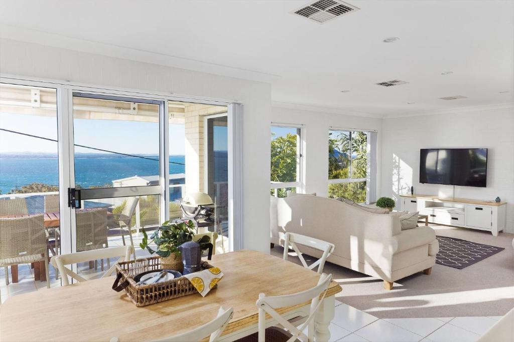 Tranquil with Harbour Views