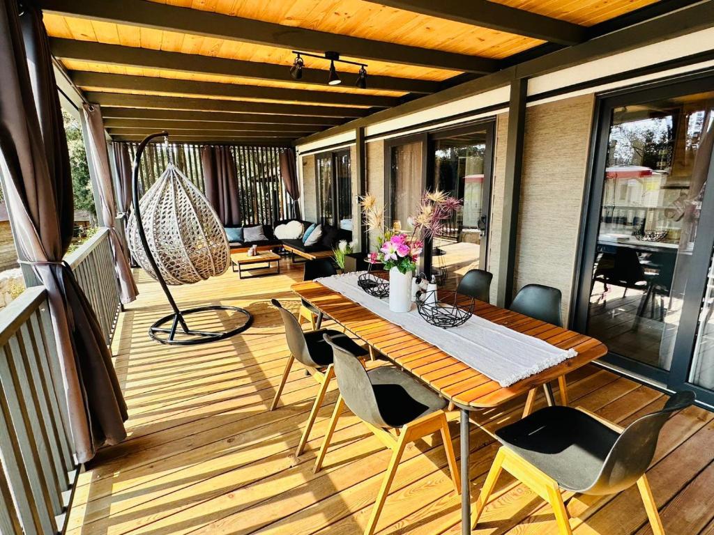 Brand New Mobile House - Soline Beach