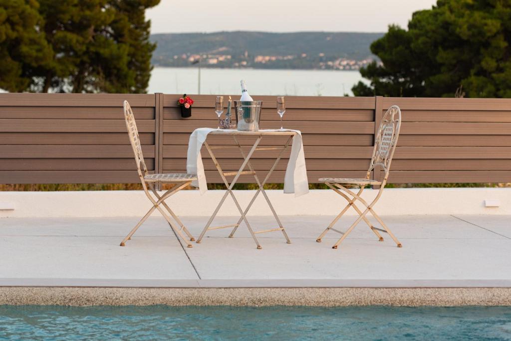 Beach Haven house with pool