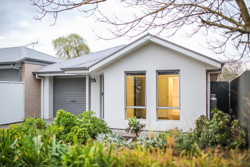 3bedroom Modern Home in Mt Barker, 8km to Hahndorf