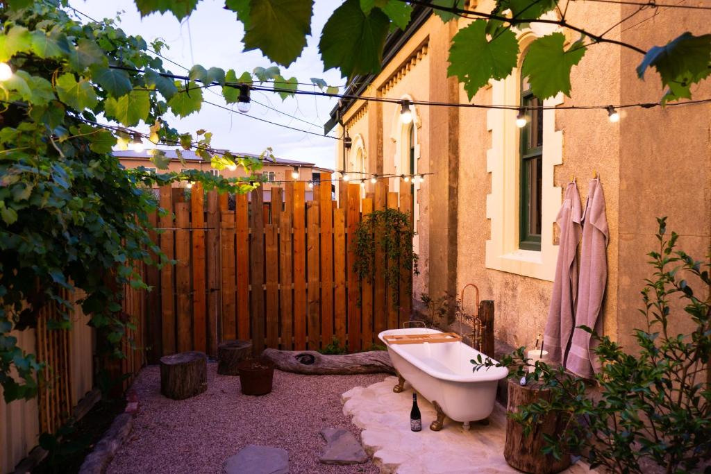 Adelaide Hills Luxury Escape - 1884 Summertown
