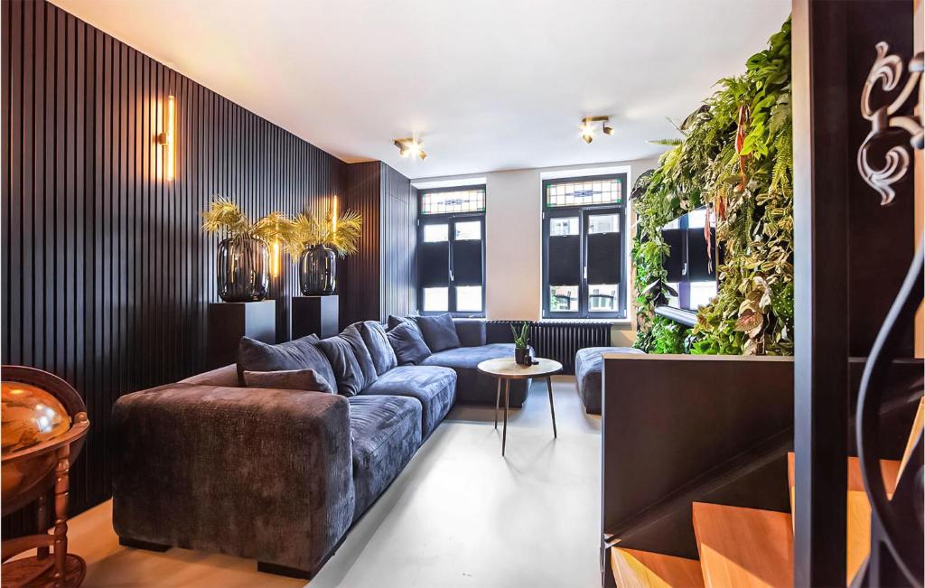 Nice Home In Roermond With Wifi And 2 Bedrooms