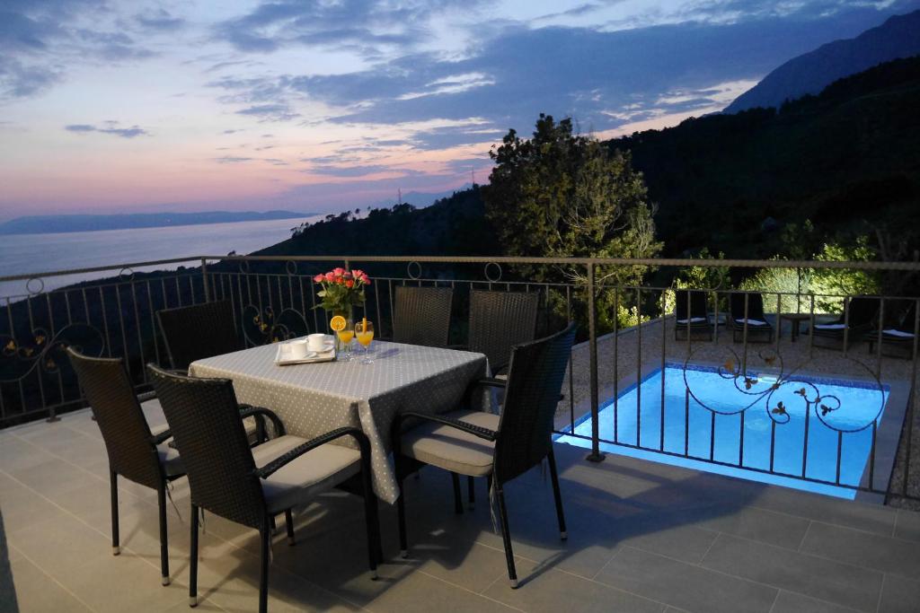 Villa with Sea View