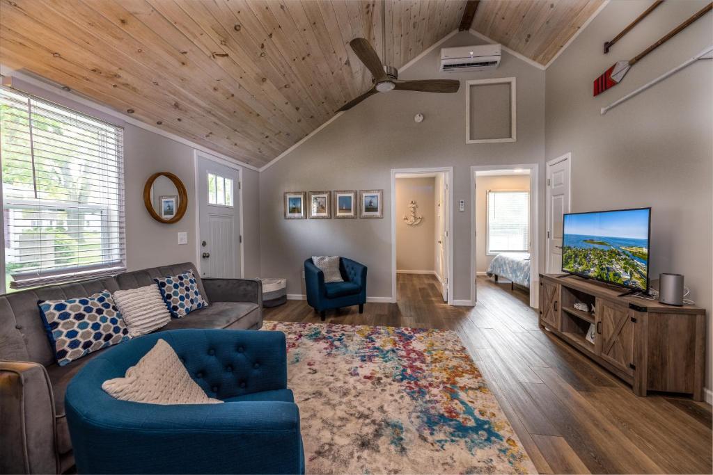 Newly Remodeled Huron Home