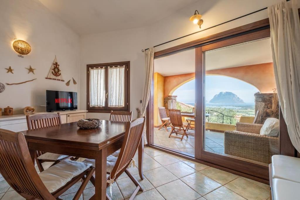[FREE Parking] Villa - stunning view of Tavolara