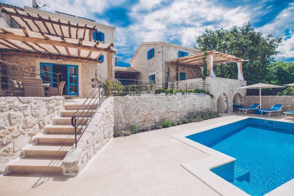 Beautiful stone villa with swimming pool, sauna and large garden by Traveler tourist agency Krk ID 2225
