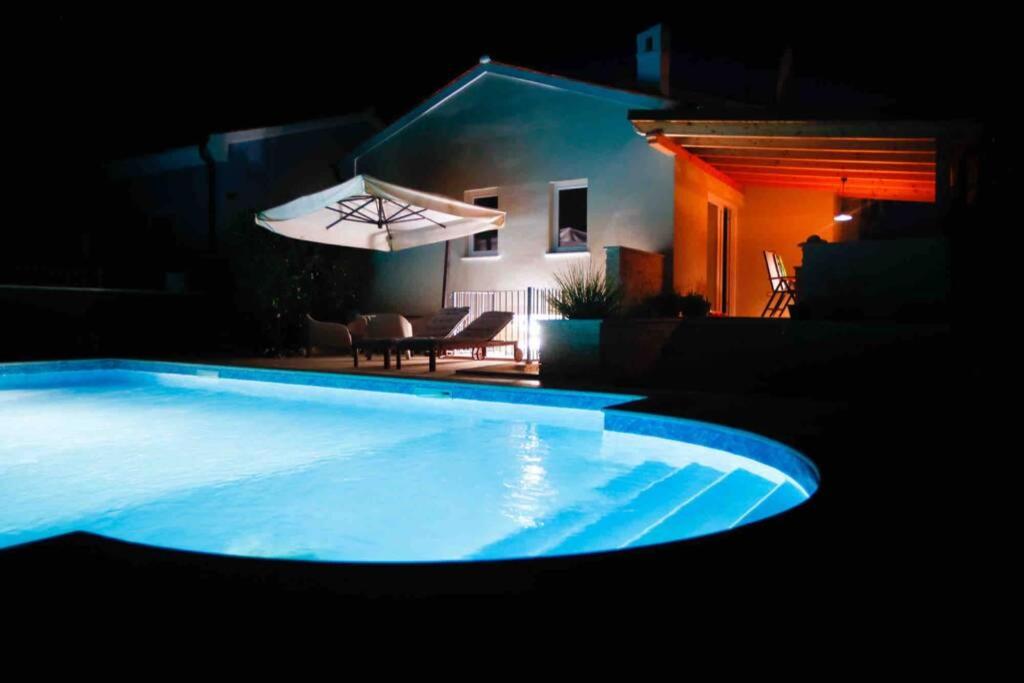 Casa Ro-Ma, with a brand new heated pool