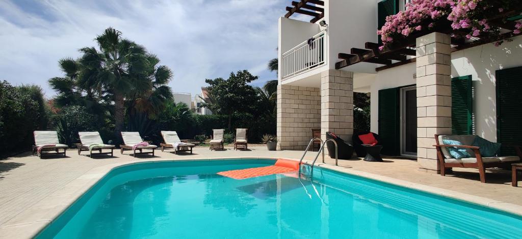 Superb large private villa with pool